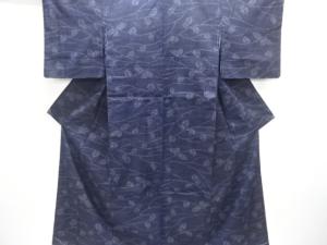 未使用品　枝葉模様織出し本場結城紬80亀甲着物（石下）